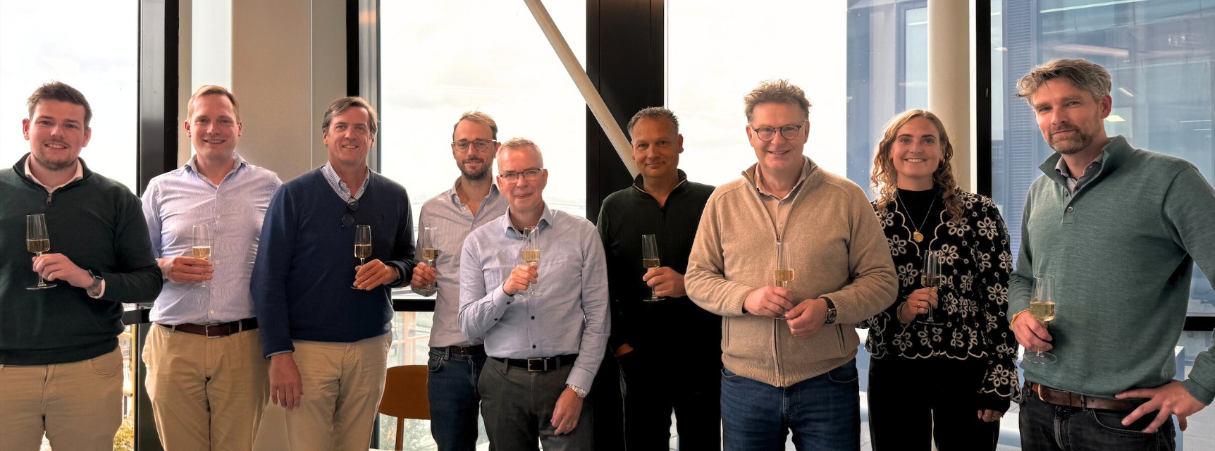 Top Systems Hybrid Power Units Smart Grid breed