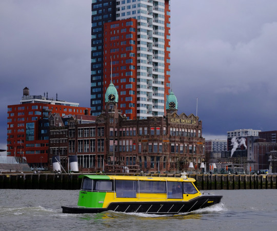 WatertaxiRotterdam3 1080x900